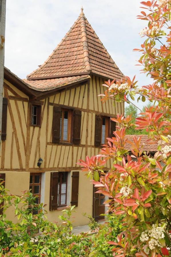 Domaine De La Source Acomodação com café da manhã Sainte-Christie-d'Armagnac Exterior foto